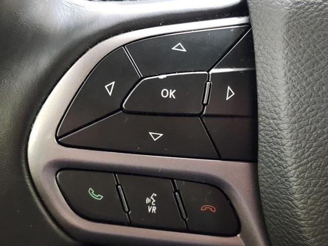 used 2021 Jeep Cherokee car, priced at $18,029