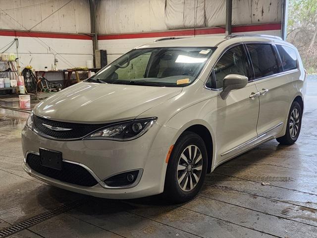 used 2020 Chrysler Pacifica car, priced at $22,150