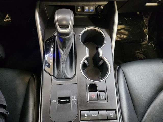 used 2022 Toyota Highlander car, priced at $29,990