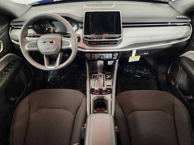 new 2025 Jeep Compass car, priced at $25,000