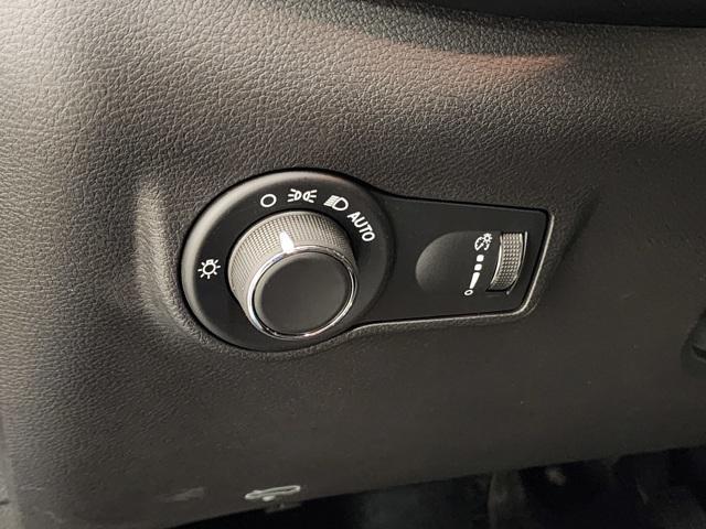 new 2025 Jeep Compass car, priced at $25,000