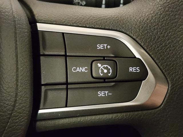 new 2025 Jeep Compass car, priced at $25,000