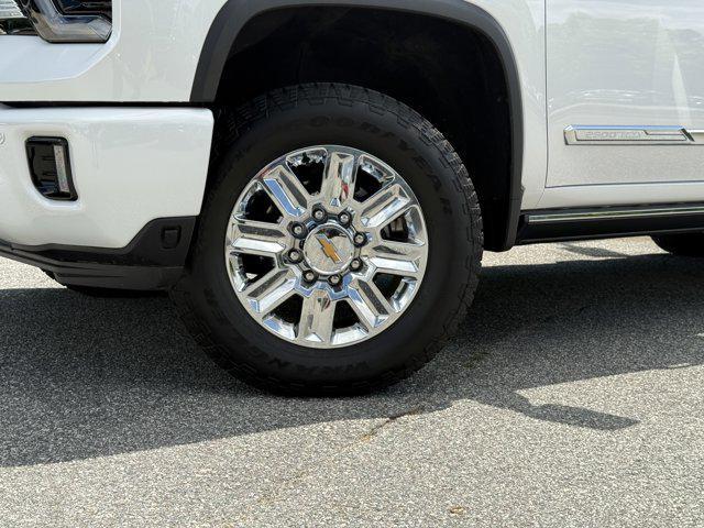 used 2024 Chevrolet Silverado 2500 car, priced at $78,990