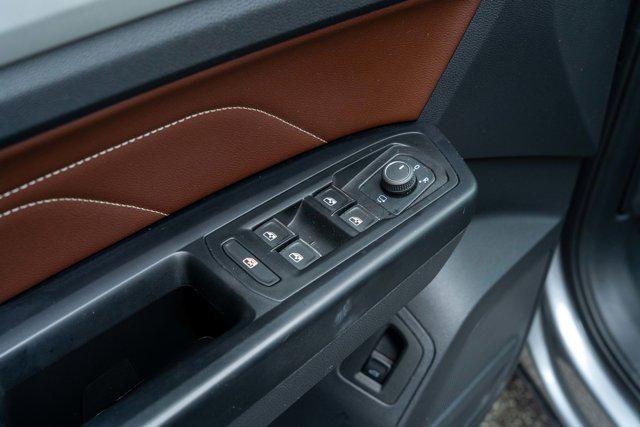 used 2021 Volkswagen Atlas car, priced at $30,990