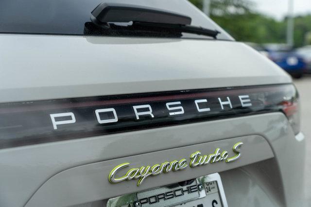used 2020 Porsche Cayenne E-Hybrid car, priced at $109,992