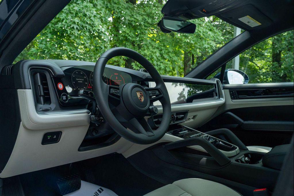 new 2025 Porsche Cayenne car, priced at $113,805
