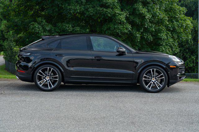 new 2025 Porsche Cayenne car, priced at $131,445