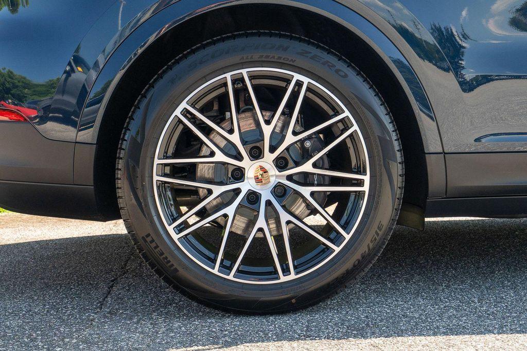 new 2025 Porsche Cayenne car, priced at $121,975