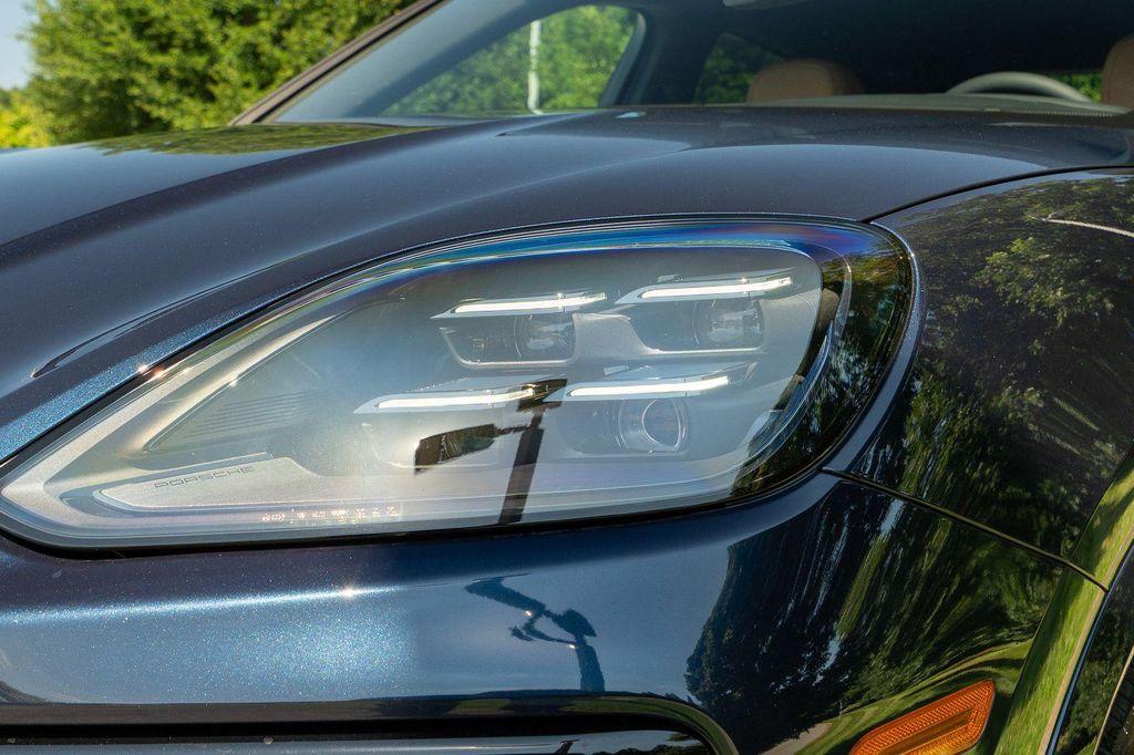 new 2025 Porsche Cayenne car, priced at $121,975
