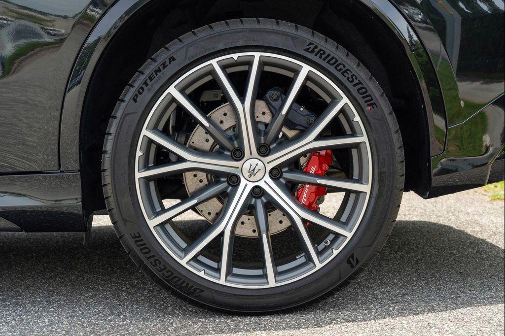 new 2025 Maserati Grecale car, priced at $112,010