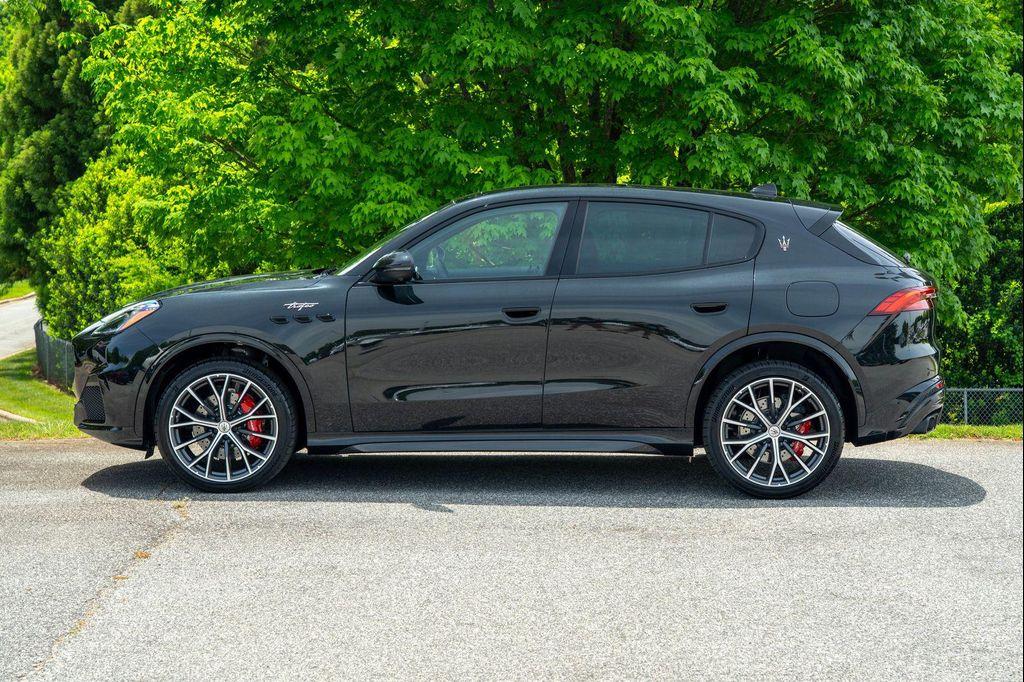 new 2025 Maserati Grecale car, priced at $112,010