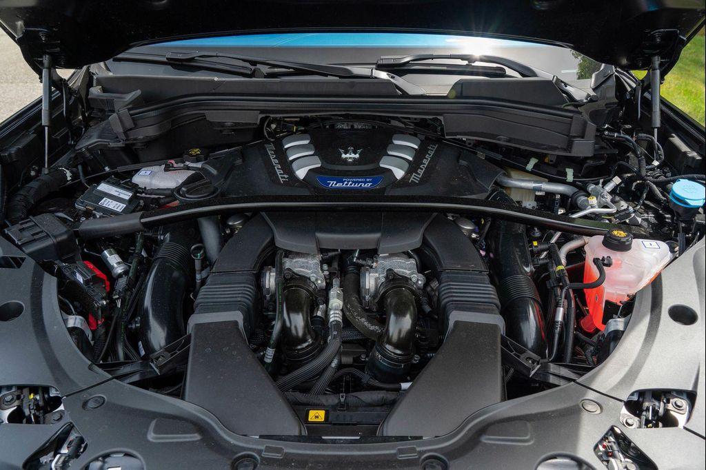new 2025 Maserati Grecale car, priced at $112,010