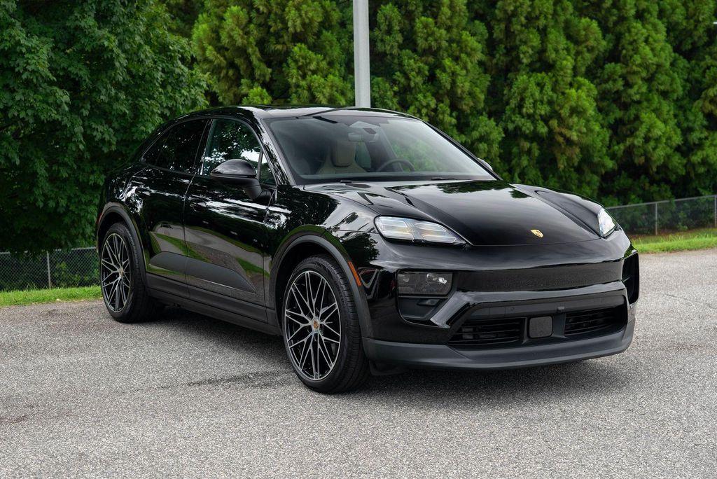 new 2025 Porsche Macan car, priced at $95,915