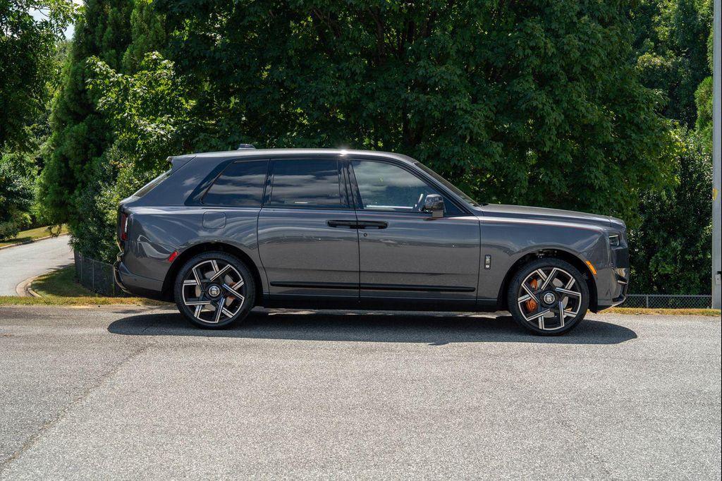 used 2025 Rolls-Royce Cullinan car, priced at $565,990