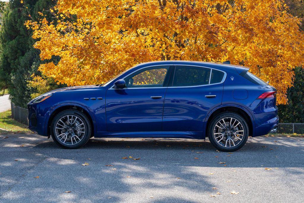 new 2025 Maserati Grecale car, priced at $80,235