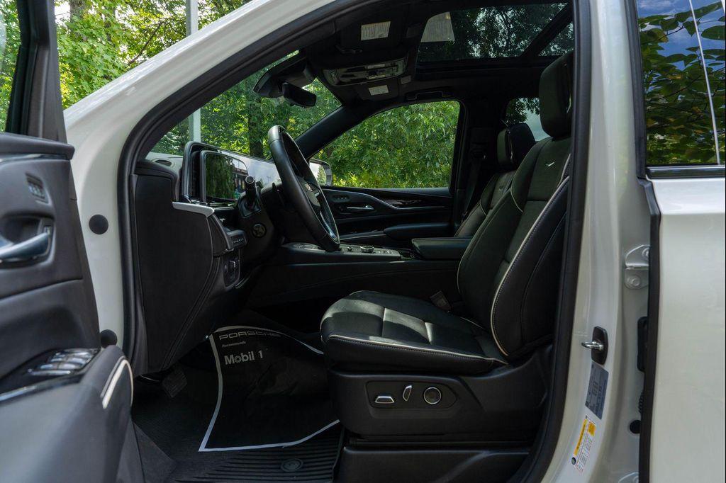 used 2023 Cadillac Escalade ESV car, priced at $79,850