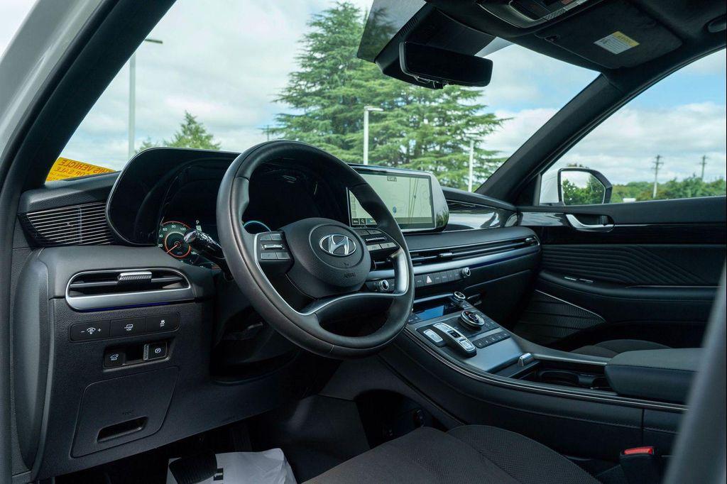 used 2025 Hyundai Palisade car, priced at $48,997