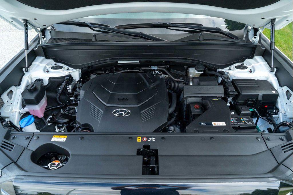 used 2025 Hyundai Palisade car, priced at $48,997