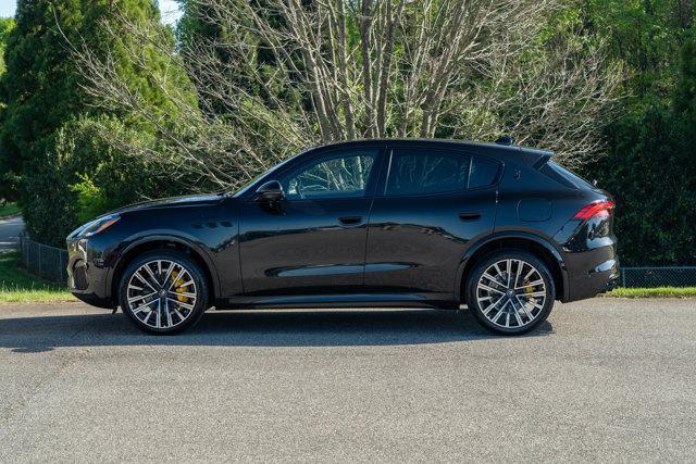 new 2025 Maserati Grecale car, priced at $88,325
