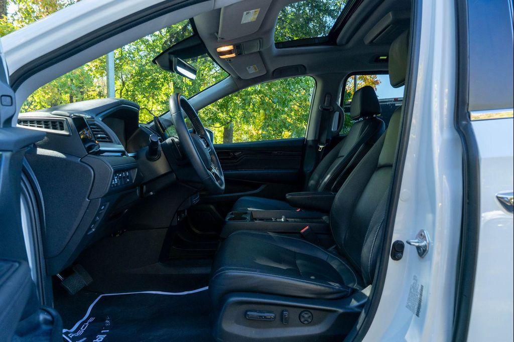 used 2023 Honda Odyssey car, priced at $39,990