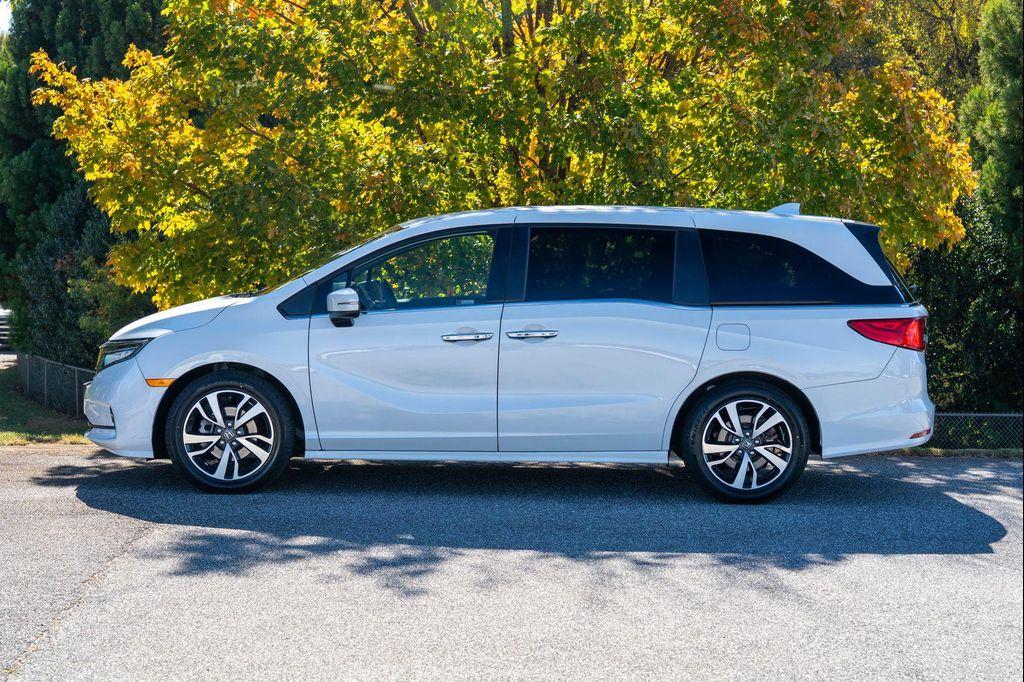 used 2023 Honda Odyssey car, priced at $39,990