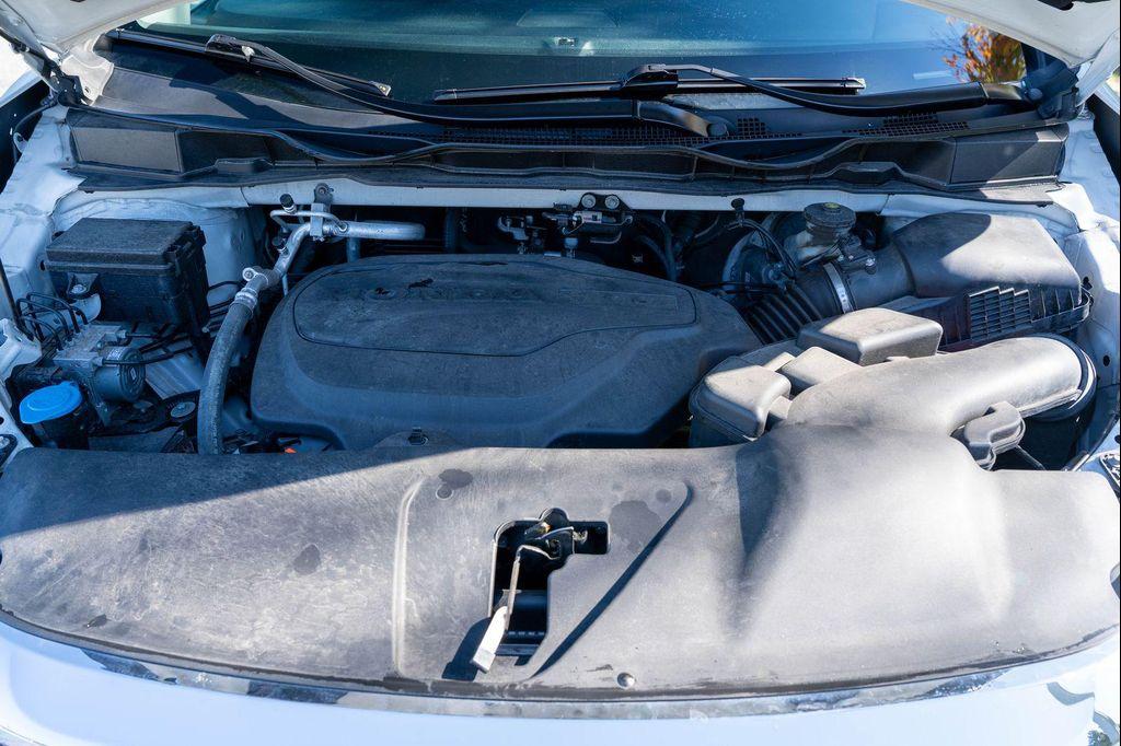 used 2023 Honda Odyssey car, priced at $39,990