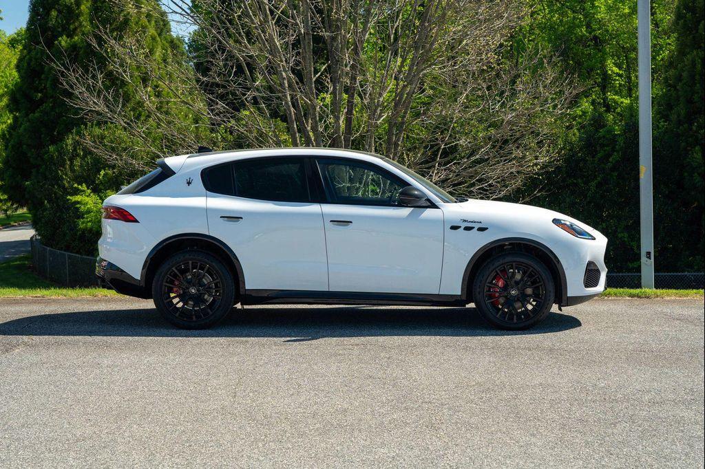 new 2025 Maserati Grecale car, priced at $81,400
