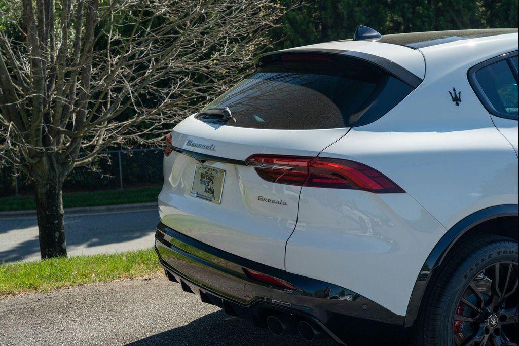 new 2025 Maserati Grecale car, priced at $81,400