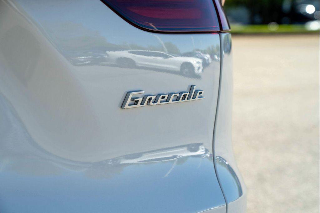 new 2025 Maserati Grecale car, priced at $81,400