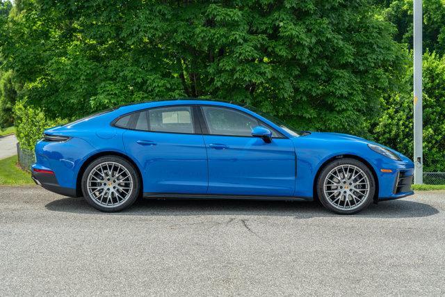used 2024 Porsche Panamera car