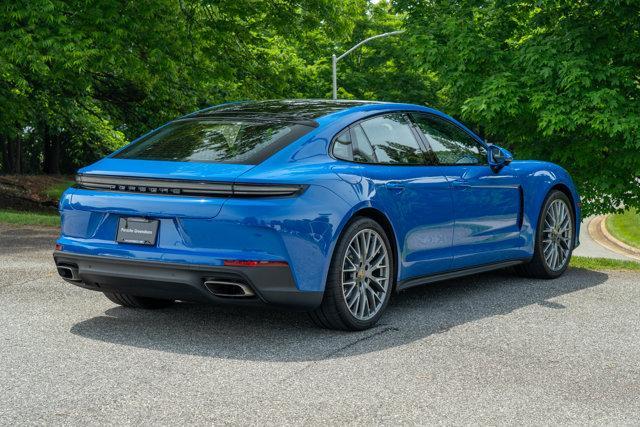 used 2024 Porsche Panamera car