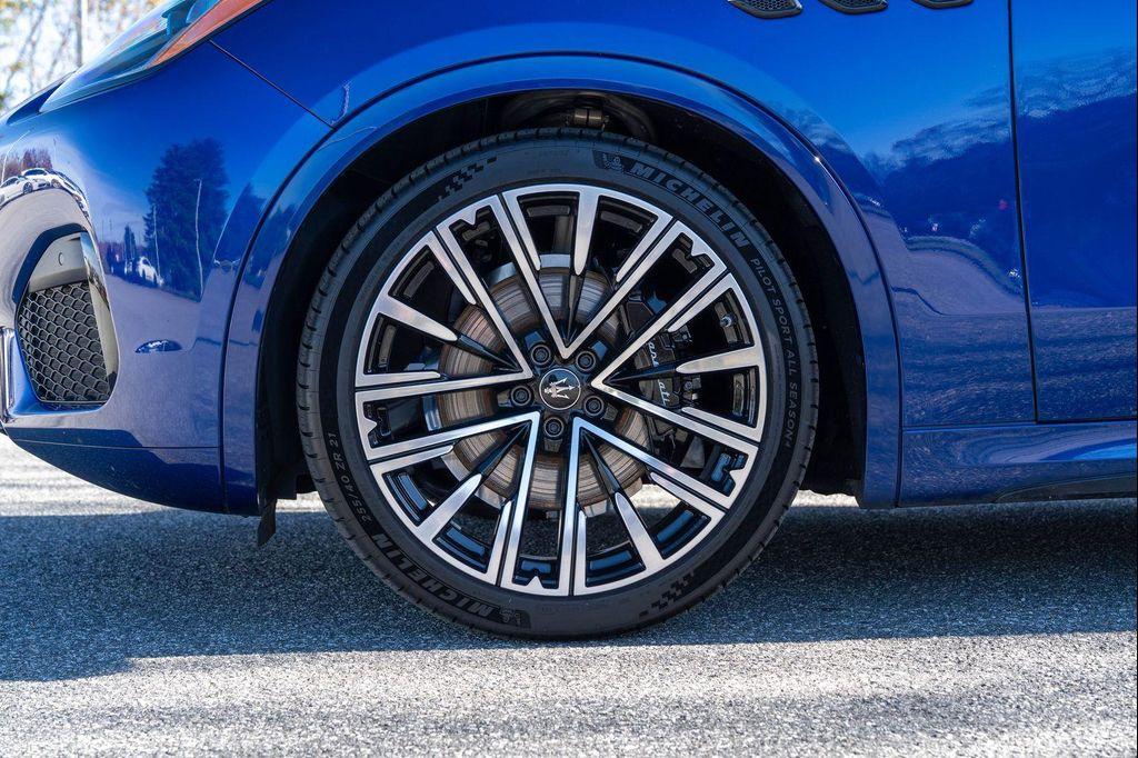 used 2023 Maserati Grecale car, priced at $39,675