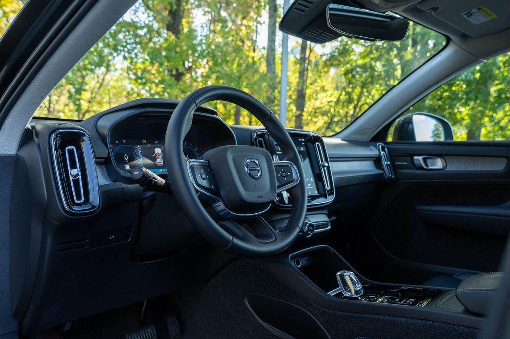 used 2024 Volvo XC40 car, priced at $37,990