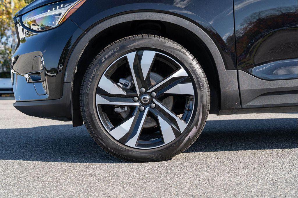 used 2024 Volvo XC40 car, priced at $37,990