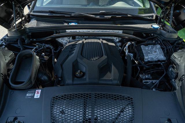new 2025 Porsche Macan car, priced at $78,275