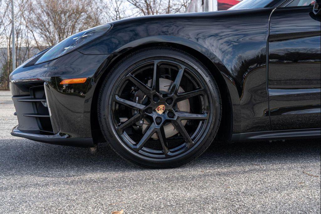 new 2026 Porsche Panamera car, priced at $145,780