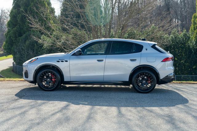 new 2025 Maserati Grecale car, priced at $84,400