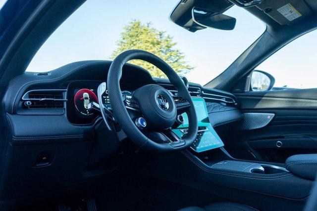 new 2025 Maserati Grecale car, priced at $89,330