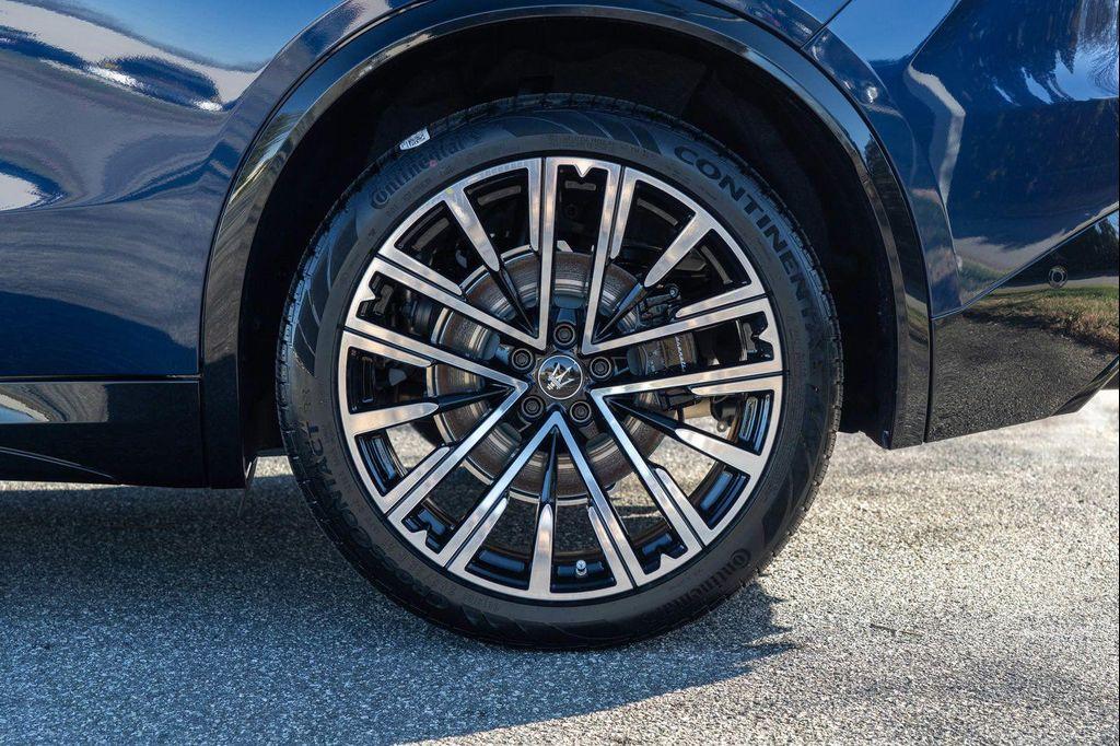 new 2025 Maserati Grecale car, priced at $86,330