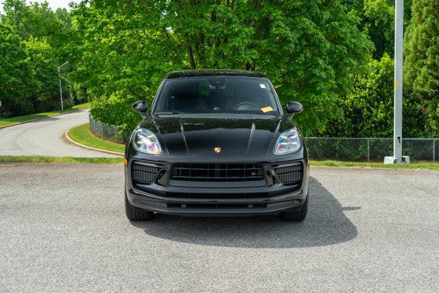 used 2022 Porsche Macan car