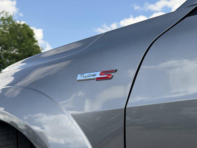 used 2025 Acura Integra car, priced at $52,787