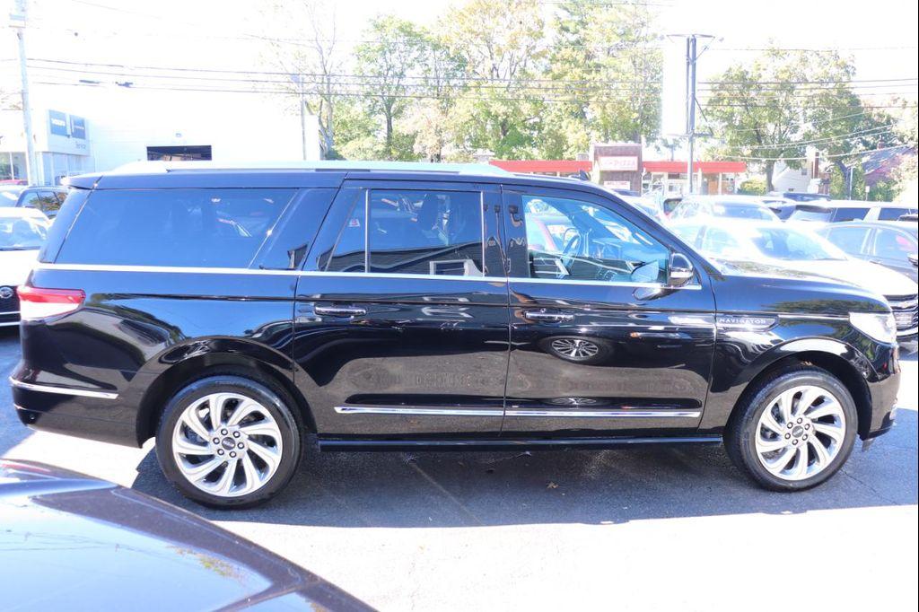 used 2024 Lincoln Navigator car, priced at $62,995