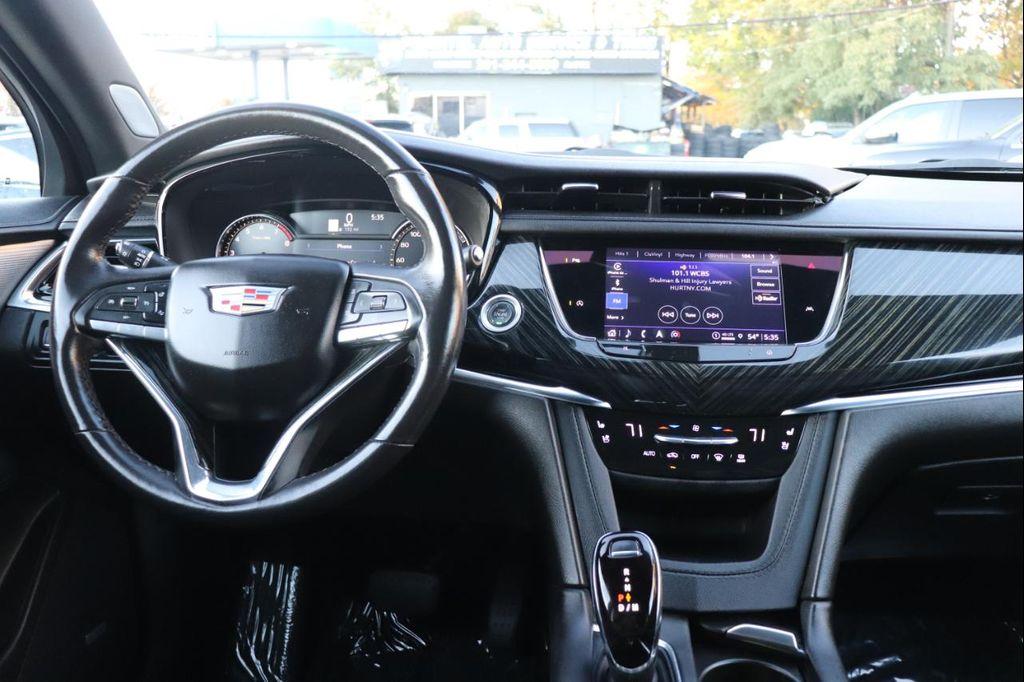used 2023 Cadillac XT6 car, priced at $29,995