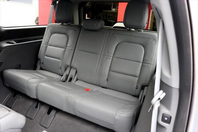 used 2021 Lincoln Navigator car, priced at $32,995
