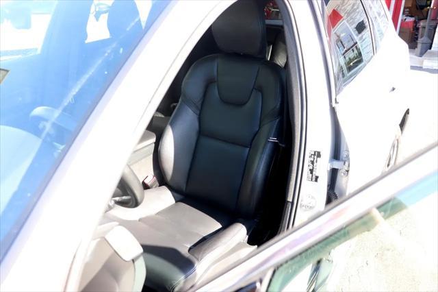 used 2023 Volvo XC60 car, priced at $34,995