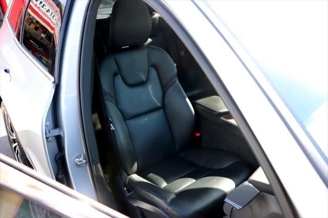 used 2023 Volvo XC60 car, priced at $34,995