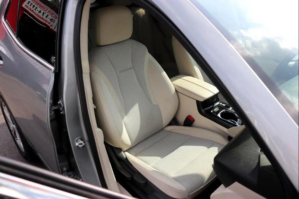 used 2023 Buick Envision car, priced at $20,995