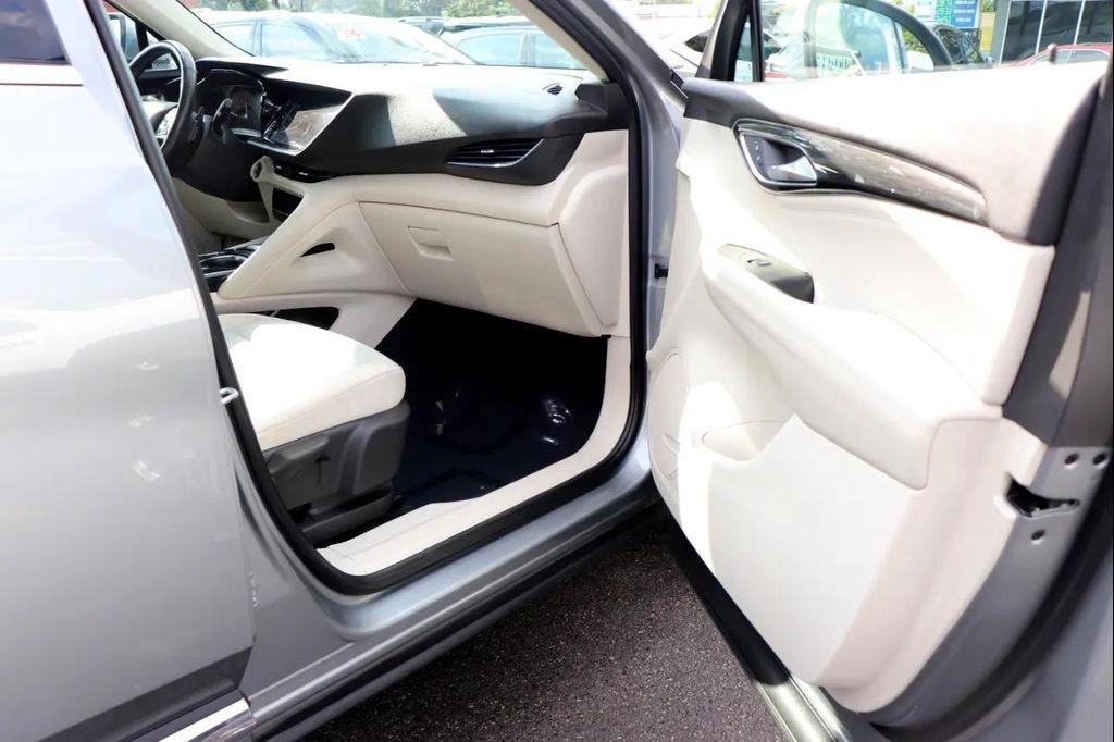 used 2023 Buick Envision car, priced at $20,995
