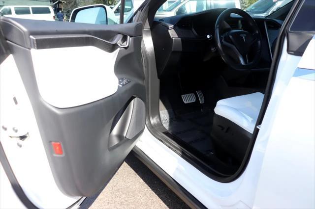 used 2020 Tesla Model X car, priced at $38,995
