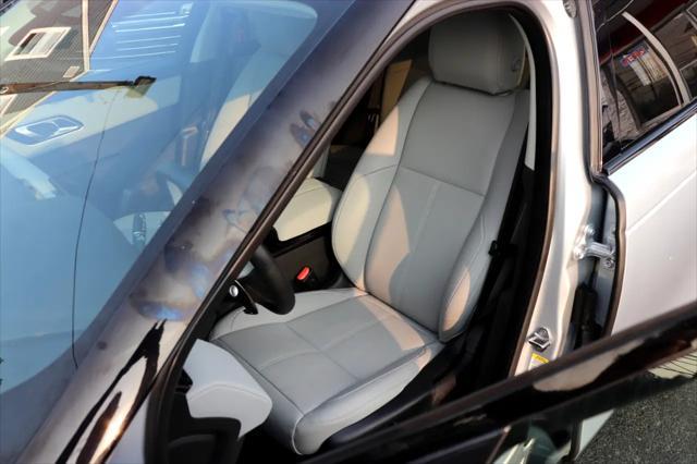 used 2025 Land Rover Range Rover Velar car, priced at $57,995